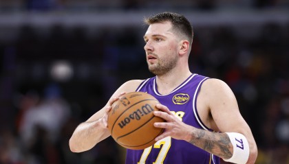 杰弗森：如果有人说湖人属于东契奇而非科比 科密会迅速包围球馆